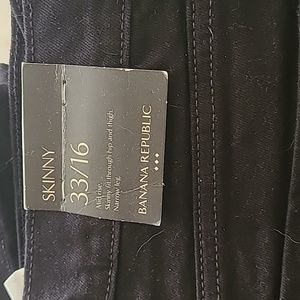 NWT!  Banana Republic black skinny jeans size 16/33